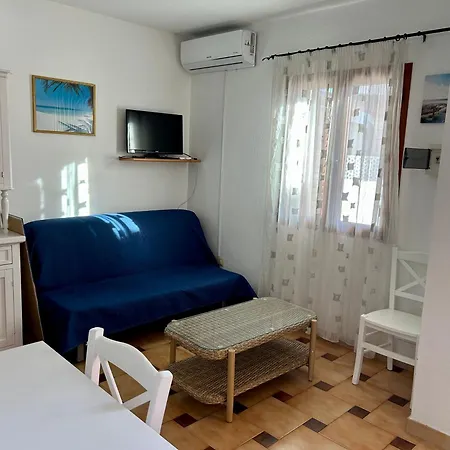 Grazioso Trilocale A Holiday home Porto Ottiolu