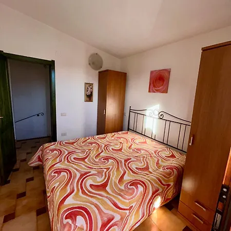 Grazioso Trilocale A Hébergement de vacances Porto Ottiolu